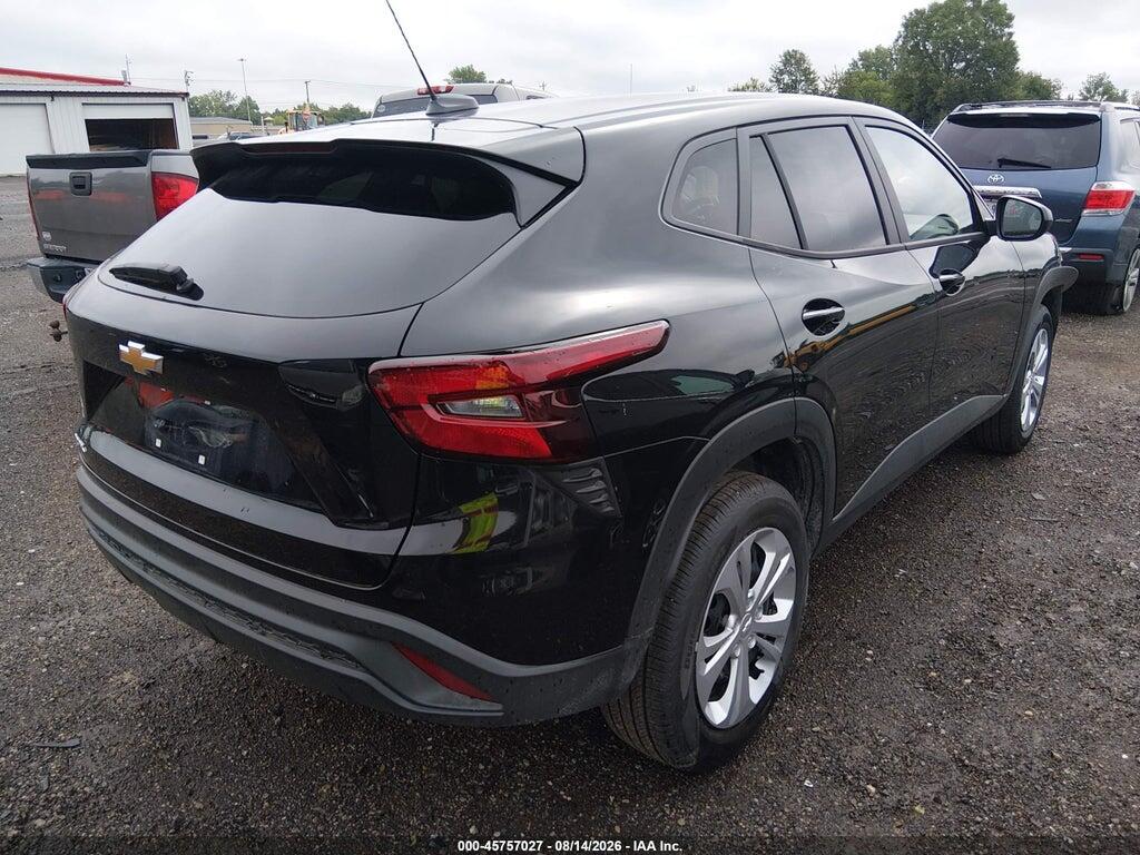 KL77LFEP2TC032169 2026 CHEVROLET TRAX photo no. 4