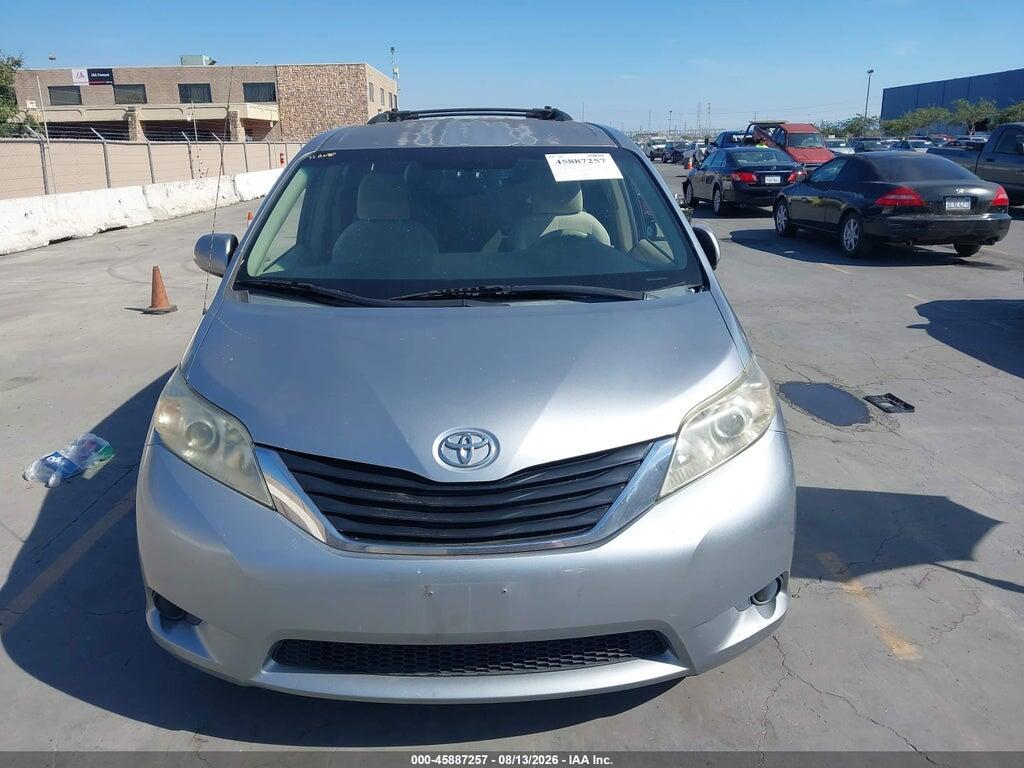 5TDKK3DC3BS073324 2011 TOYOTA SIENNA photo no. 12