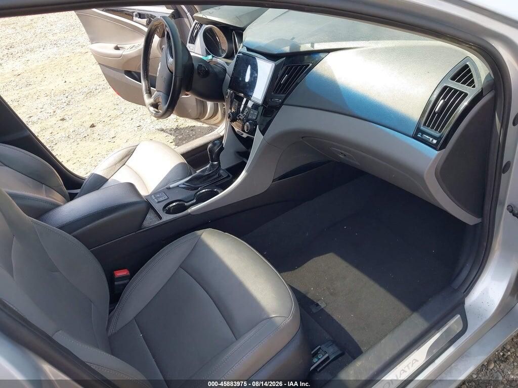5NPEC4AC9BH245673 2011 HYUNDAI SONATA photo no. 5