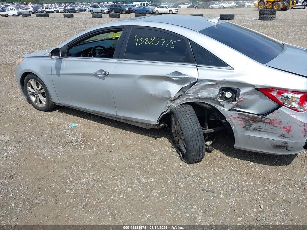 5NPEC4AC9BH245673 2011 HYUNDAI SONATA photo no. 6