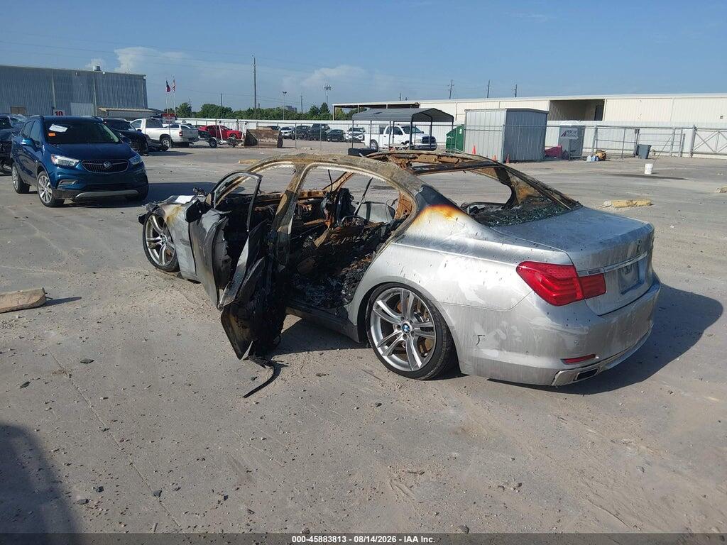 WBAKB8C56BC851520 2011 BMW 750LI photo no. 3