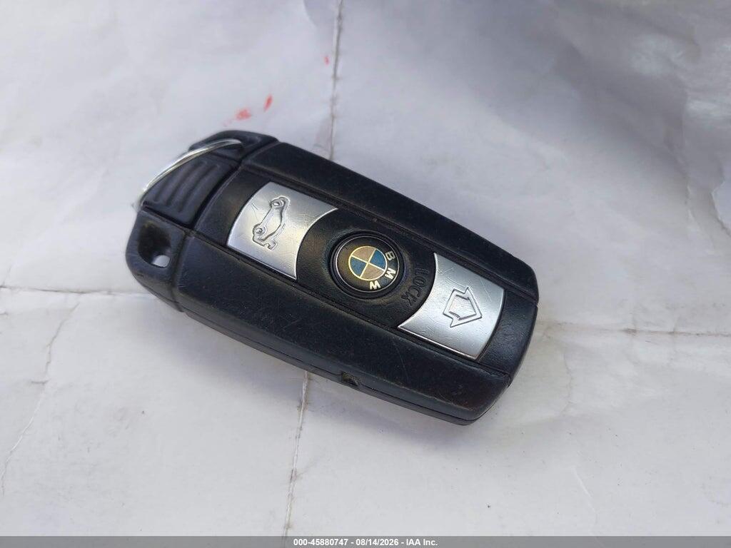 WBSKG9C55BE645757 2011 BMW M3 photo no. 11