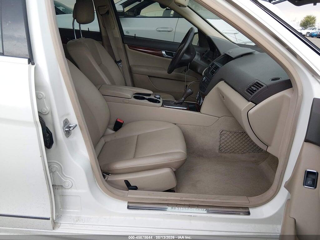 WDDGF8BB4BR157576 2011 MERCEDES-BENZ C 300 photo no. 5