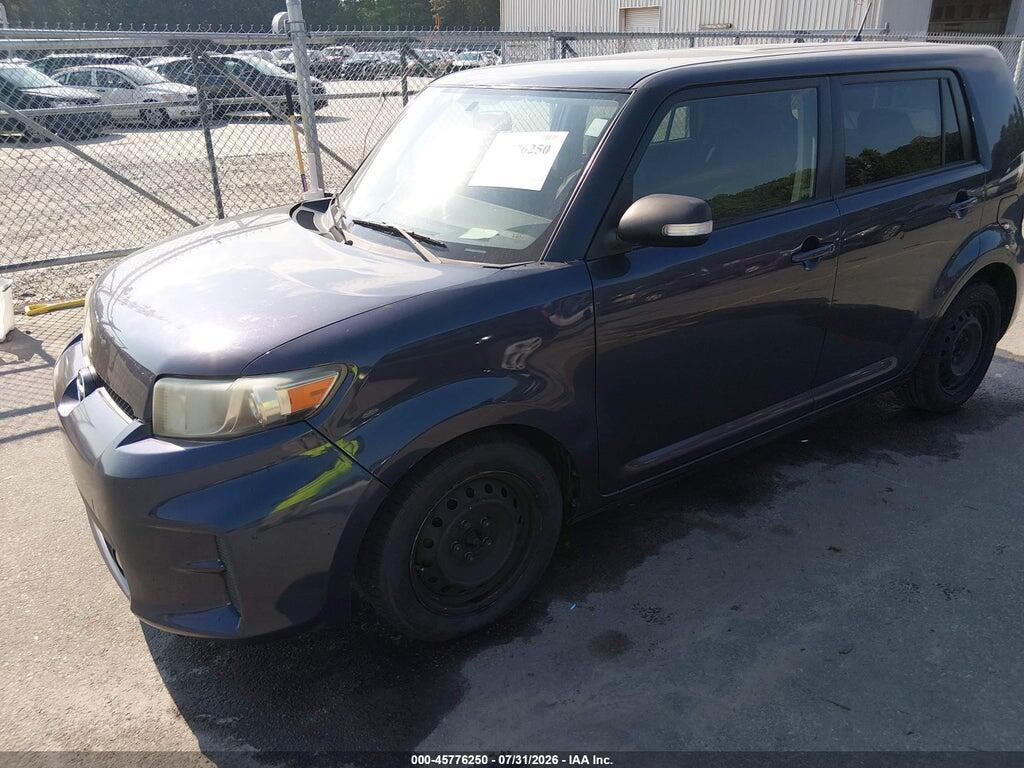 JTLZE4FE7CJ009073 2012 SCION XB photo no. 2
