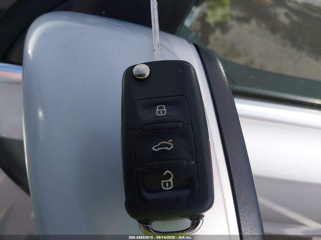 3VWLL7AJ0CM368343 2012 VOLKSWAGEN JETTA photo no. 11
