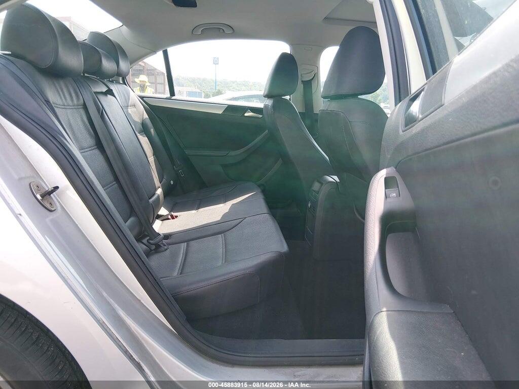 3VWLL7AJ0CM368343 2012 VOLKSWAGEN JETTA photo no. 8