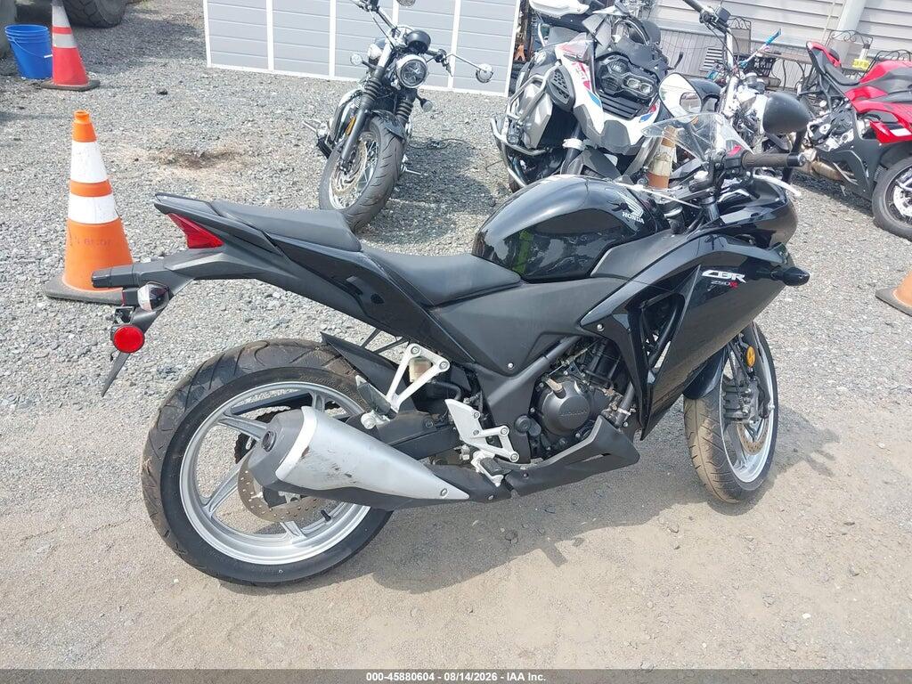 MLHMC4115C5200853 2012 HONDA CBX250 photo no. 12