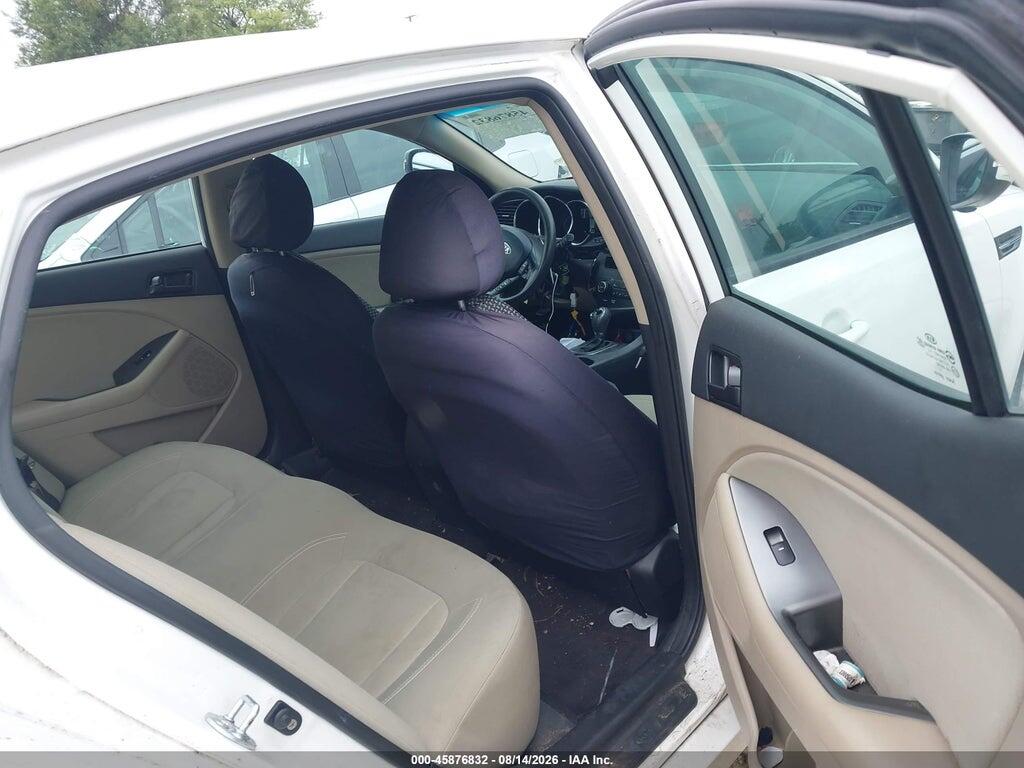 KNAGM4A79B5118282 2011 KIA OPTIMA photo no. 8