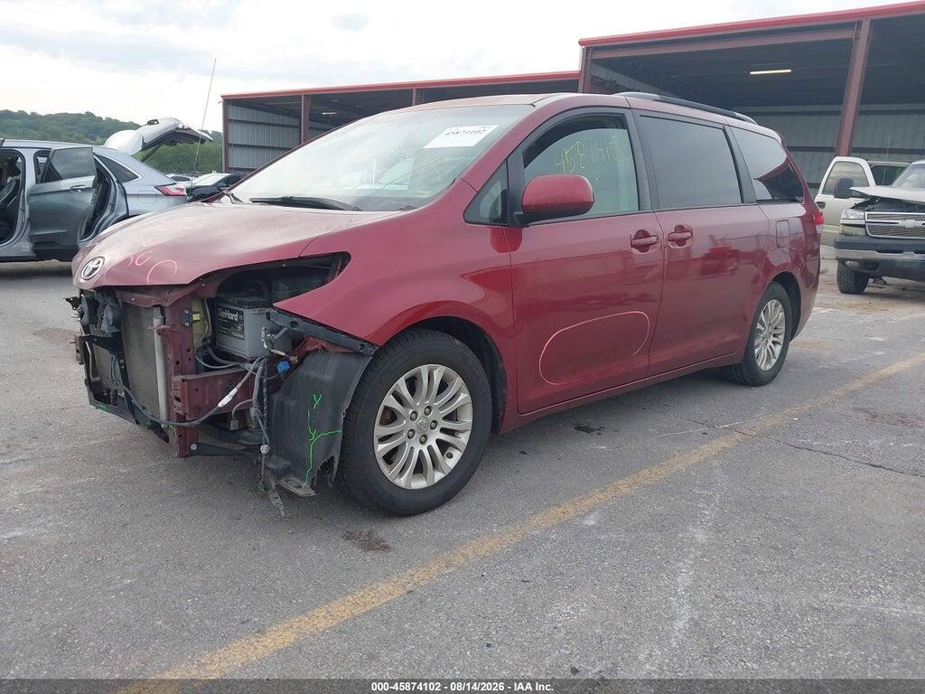 5TDYK3DC2CS251235 2012 TOYOTA SIENNA photo no. 2