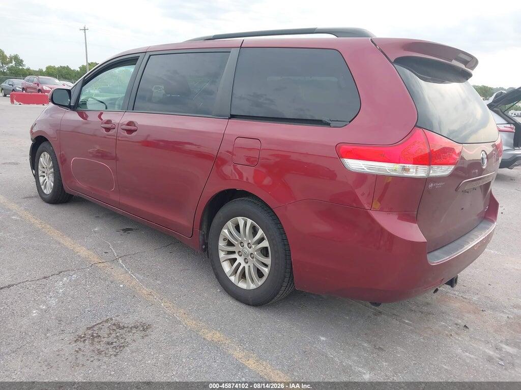 5TDYK3DC2CS251235 2012 TOYOTA SIENNA photo no. 3