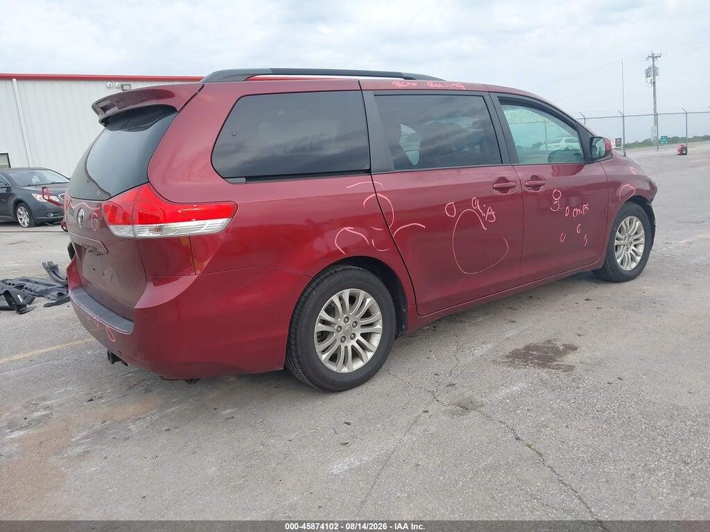 5TDYK3DC2CS251235 2012 TOYOTA SIENNA photo no. 4