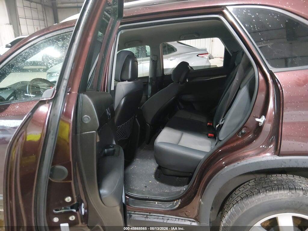 5XYKT3A67CG268482 2012 KIA SORENTO photo no. 8