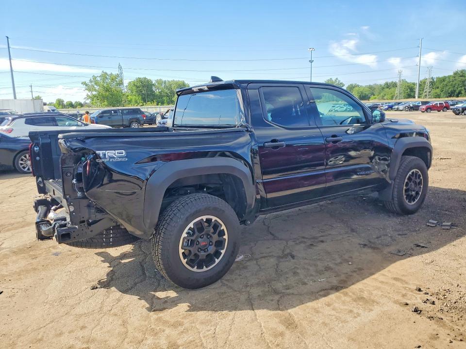 2025 TOYOTA TACOMA TRD OFF-ROAD HV — Фото 3 из 12