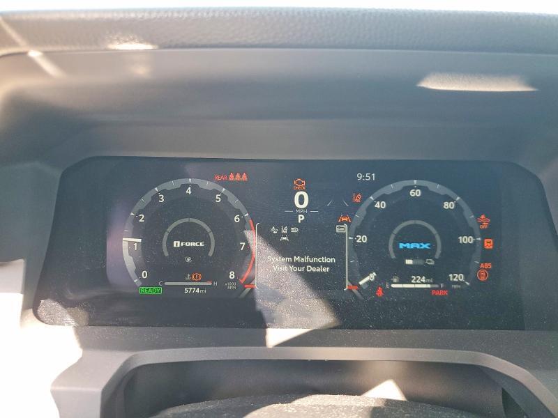 2025 TOYOTA TACOMA TRD OFF-ROAD HV — Фото 9 из 12