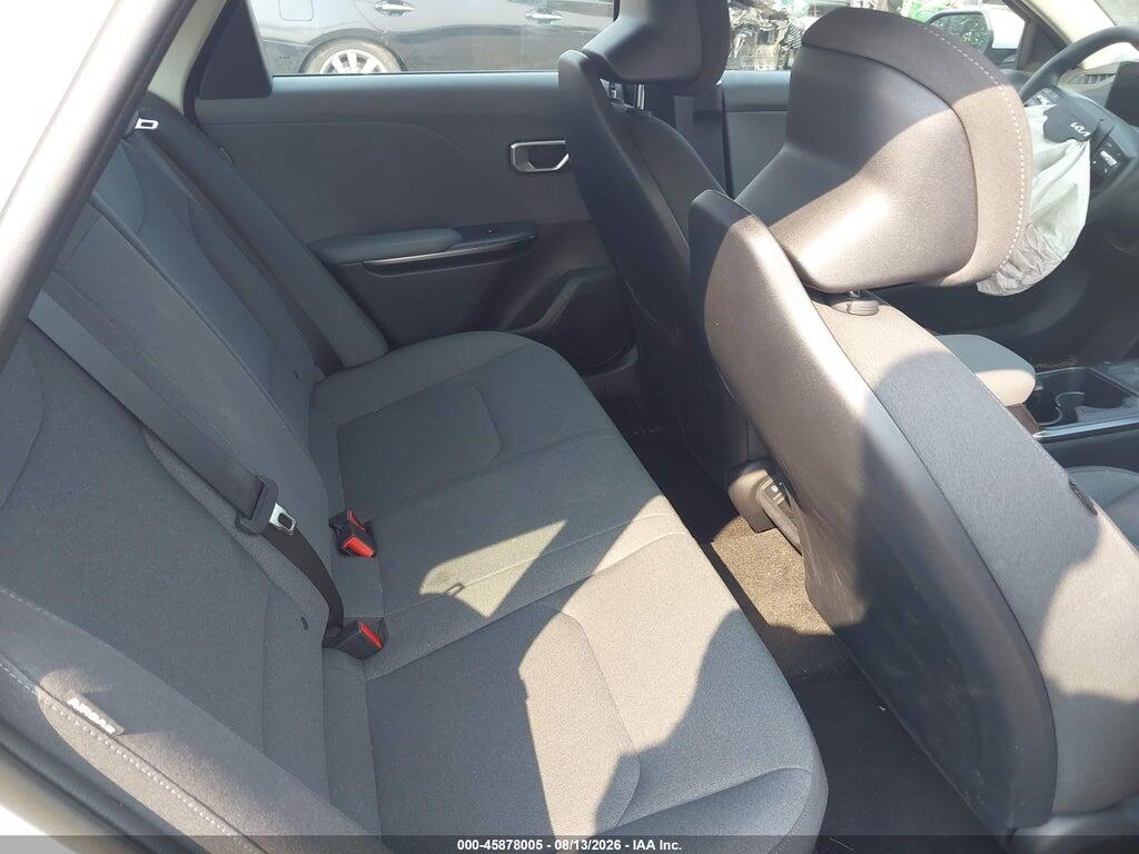 3KPFT4DE6SE015126 2025 KIA K4 photo no. 8