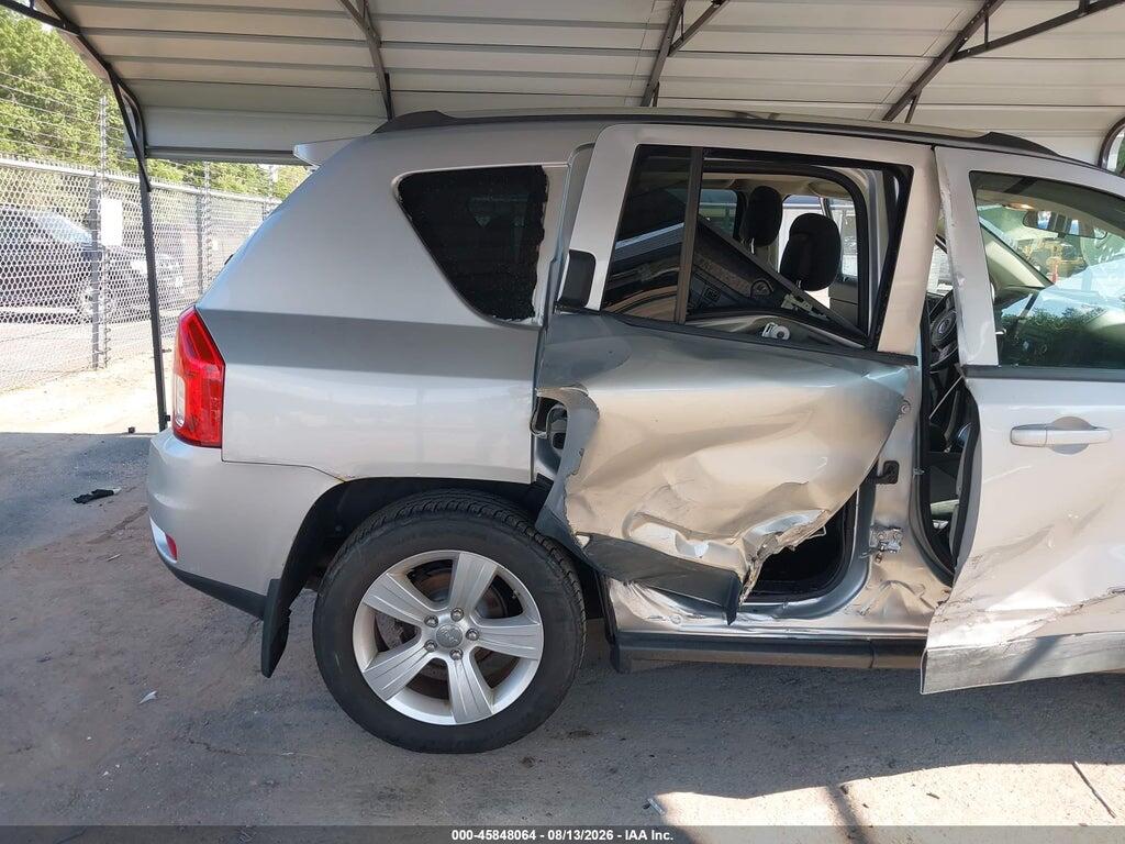 1J4NF1FB2BD280867 2011 JEEP COMPASS photo no. 6