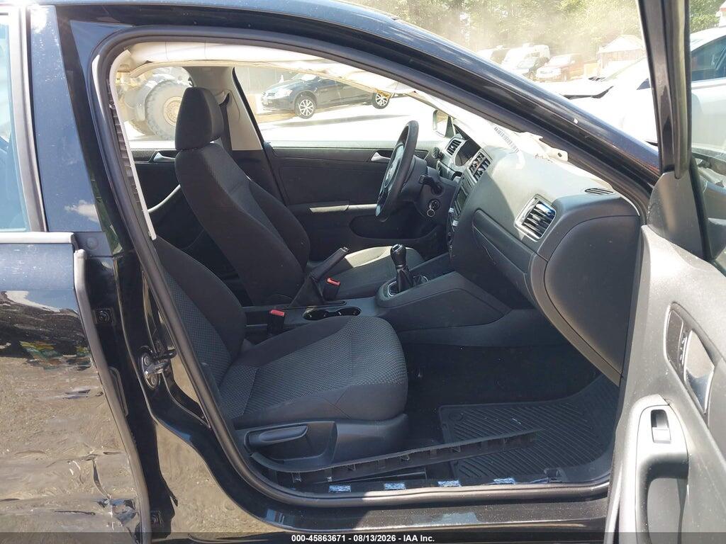 3VW1K7AJ4CM472571 2012 VOLKSWAGEN JETTA photo no. 5