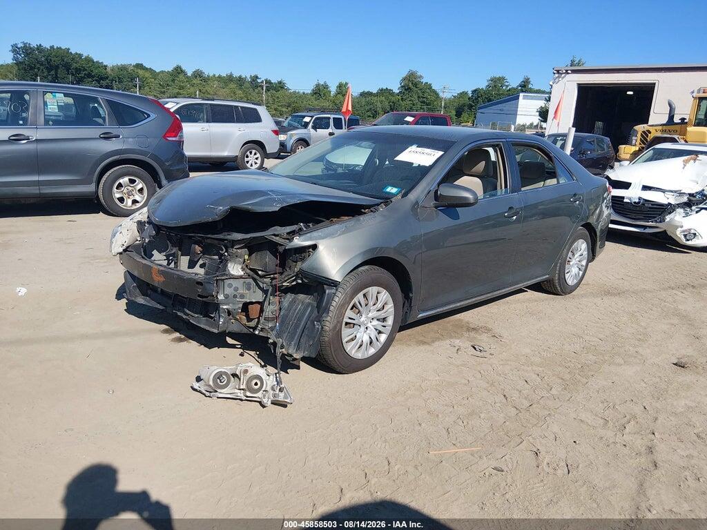 4T1BF1FK0CU506233 2012 TOYOTA CAMRY photo no. 2