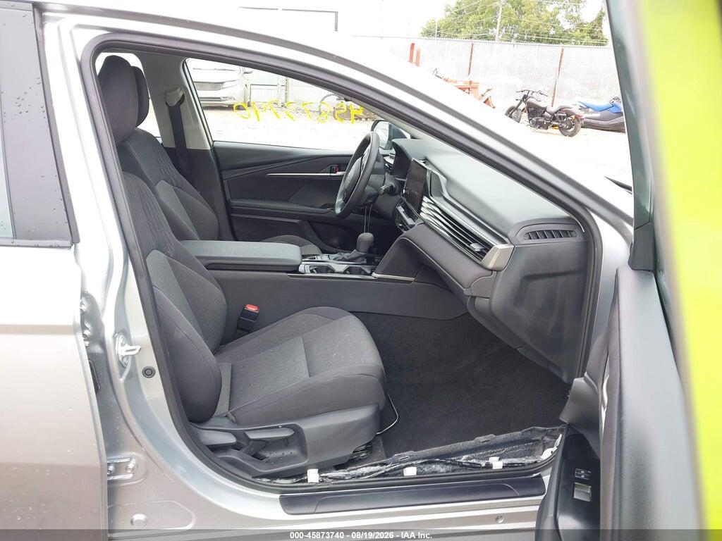 4T1DBADK2SU501539 2025 TOYOTA CAMRY photo no. 5