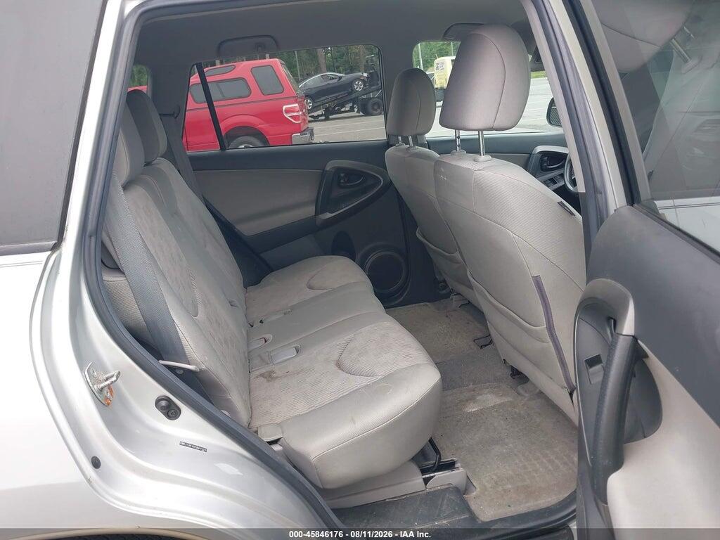 2T3BF4DV5BW175315 2011 TOYOTA RAV4 photo no. 8