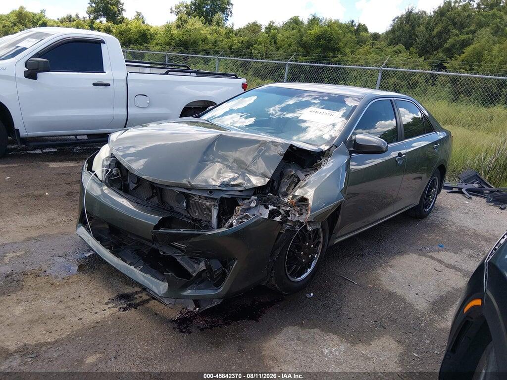 4T4BF1FK1CR157735 2012 TOYOTA CAMRY photo no. 2