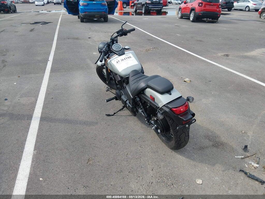JH2RC53E8SK100624 2025 HONDA VT750 photo no. 3
