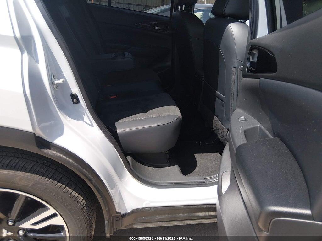 JA4ATWAA9SZ036445 2025 MITSUBISHI ECLIPSE CROSS photo no. 8
