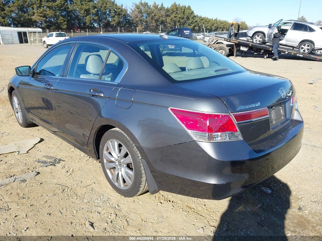 1HGCP2F82BA157626 2011 HONDA ACCORD photo no. 3