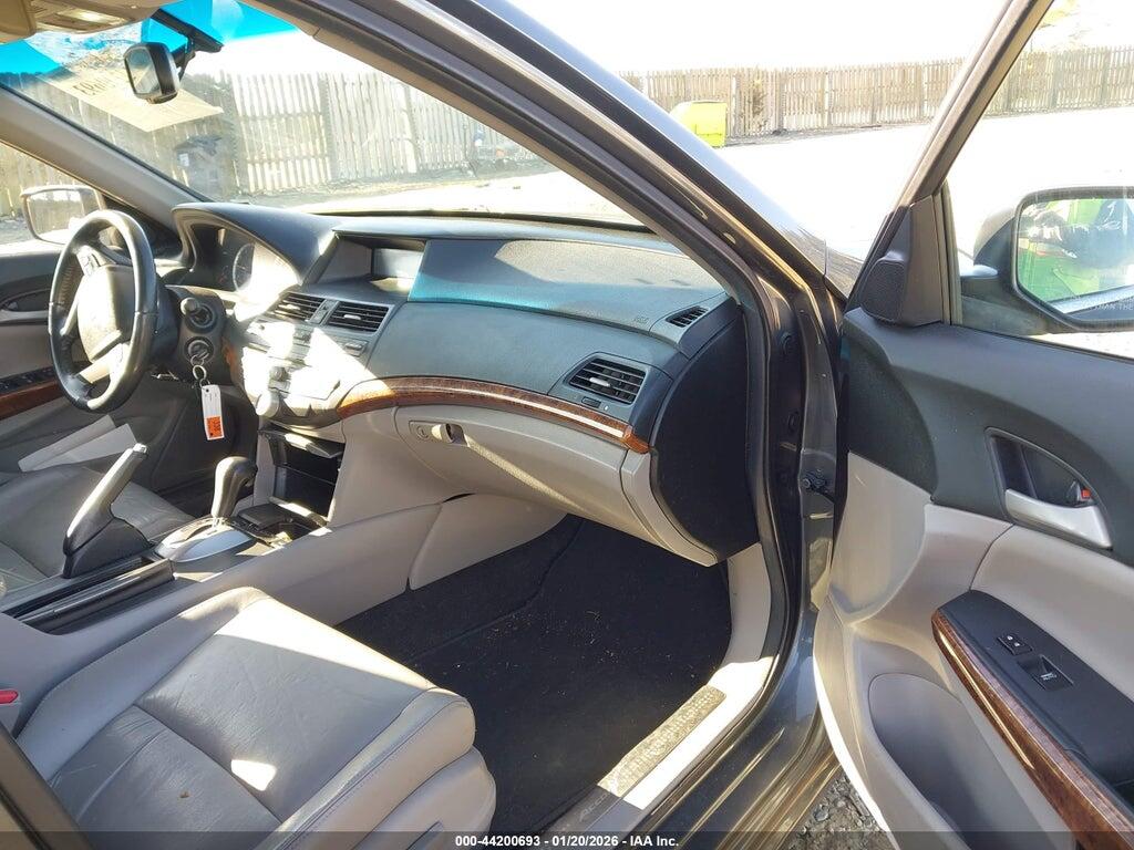1HGCP2F82BA157626 2011 HONDA ACCORD photo no. 5