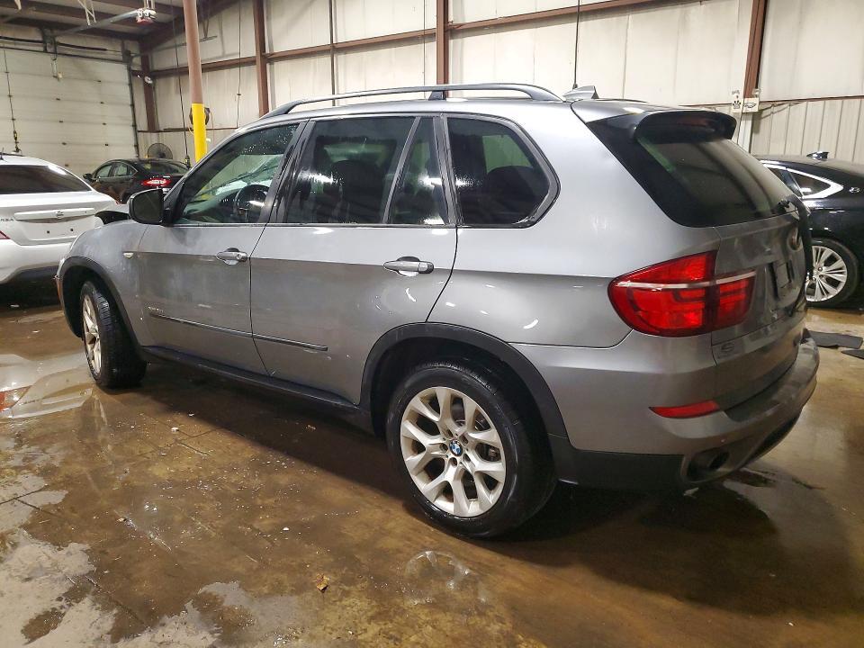 5UXZV4C57D0B06055 2013 BMW X5 photo no. 2
