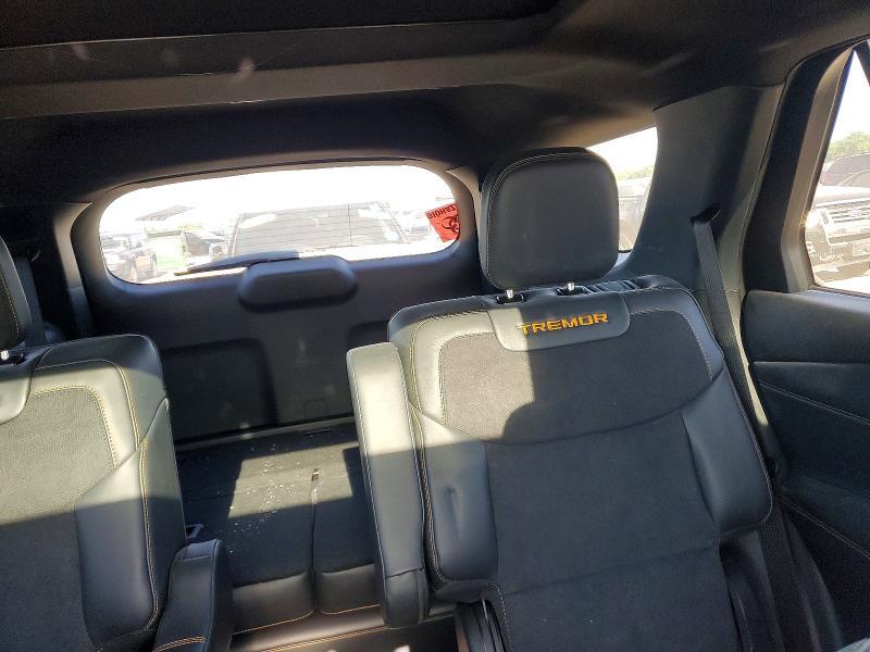 2026 FORD EXPLORER TREMOR — Фото 10 из 13