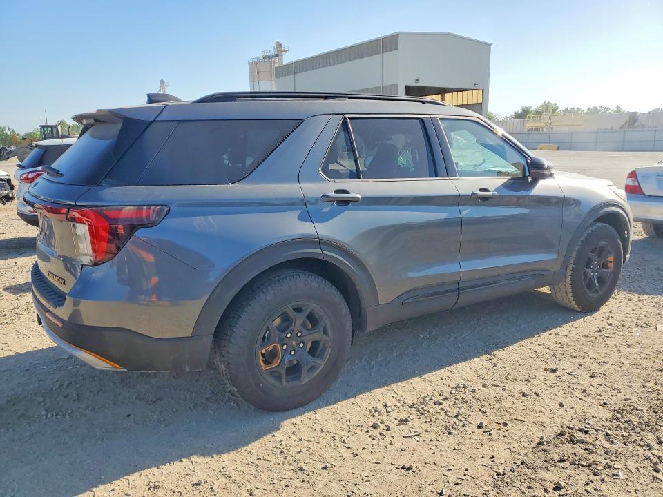 2026 FORD EXPLORER TREMOR — Фото 3 из 13