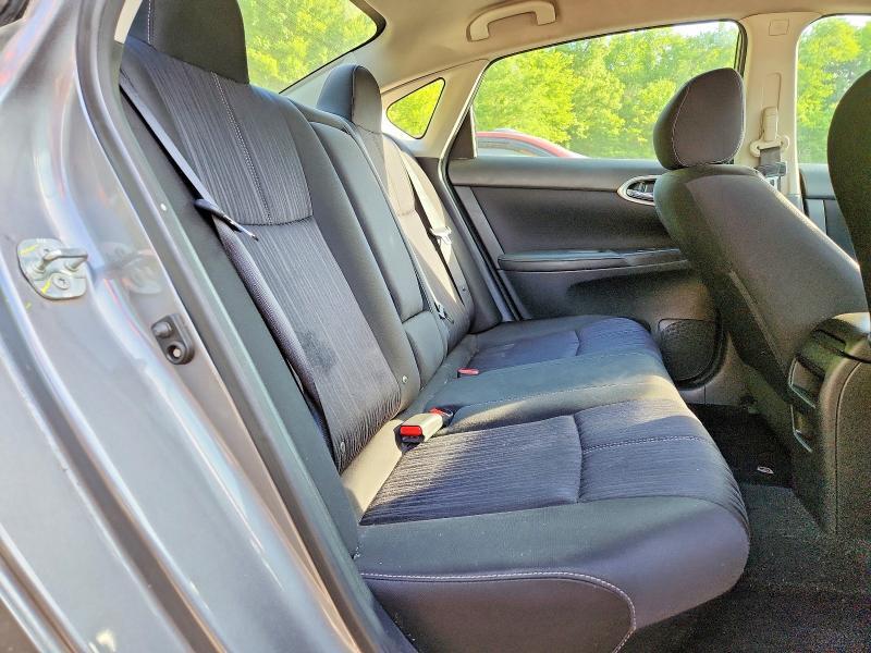 2017 NISSAN SENTRA SV — Фото 10 из 12