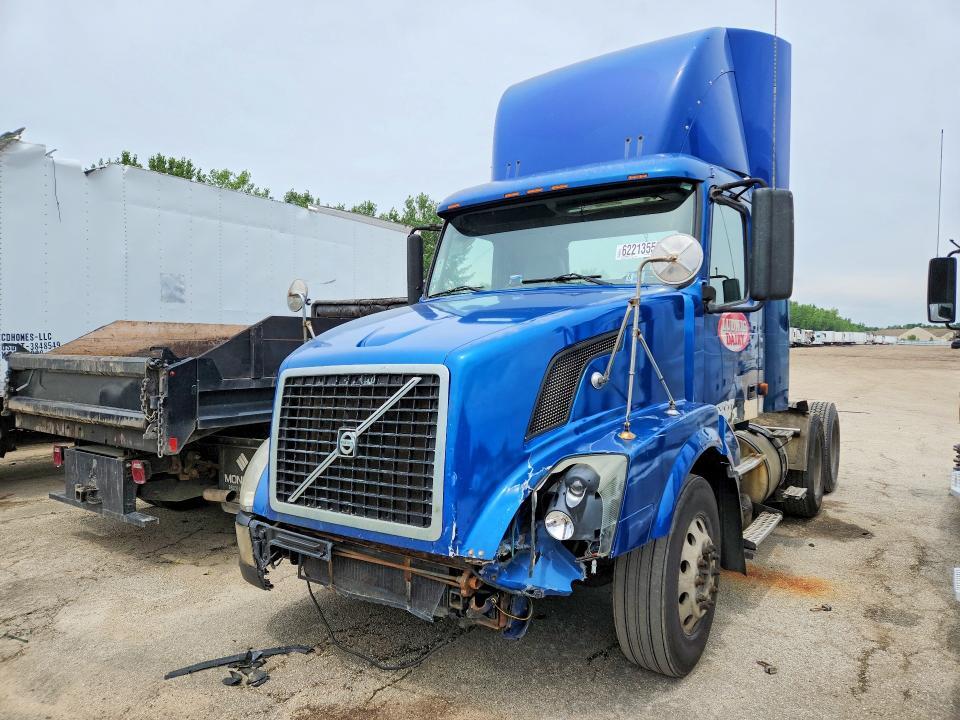 2008 VOLVO VN 4V4NC9GH38N488764
