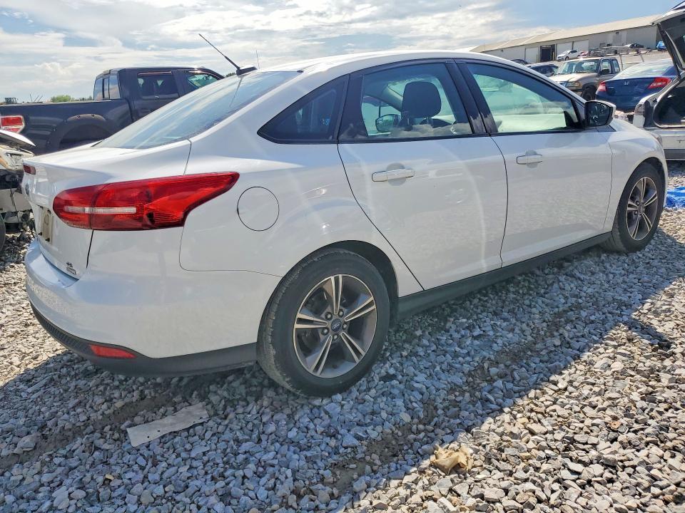 2018 FORD FOCUS SE — Фото 3 из 12