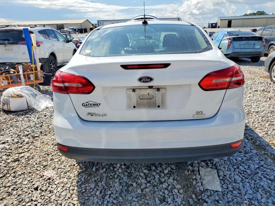 2018 FORD FOCUS SE — Фото 6 из 12