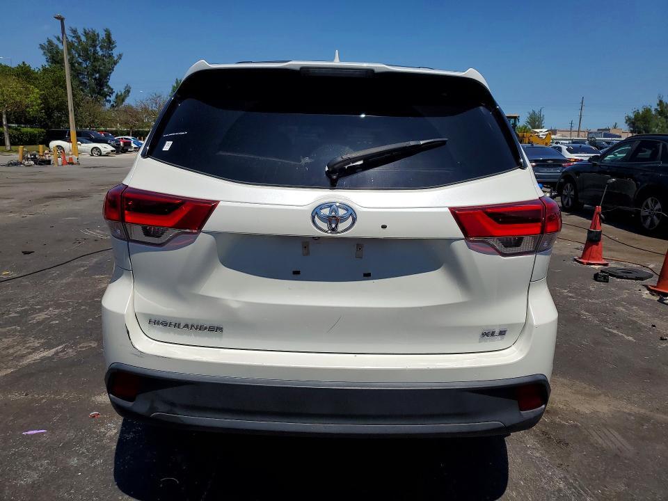 2019 TOYOTA HIGHLANDER XLE — Фото 6 из 13
