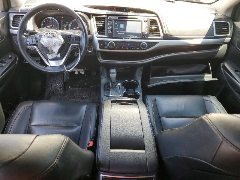 2019 TOYOTA HIGHLANDER XLE — Фото 8 из 13