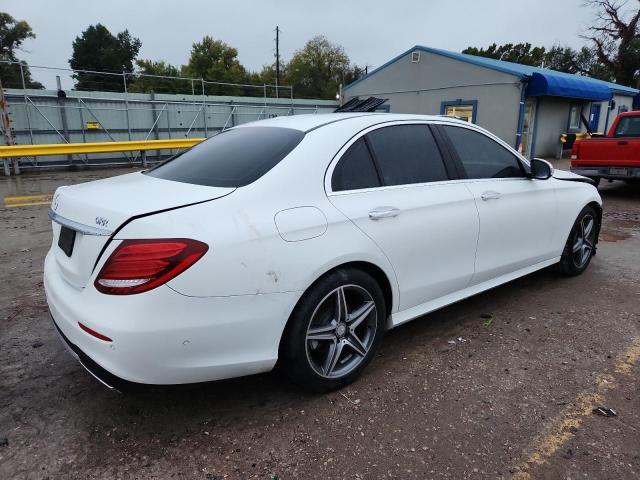 2017 MERCEDES-BENZ E 300 — Фото 3 из 12