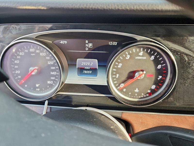 2017 MERCEDES-BENZ E 300 — Фото 9 из 12