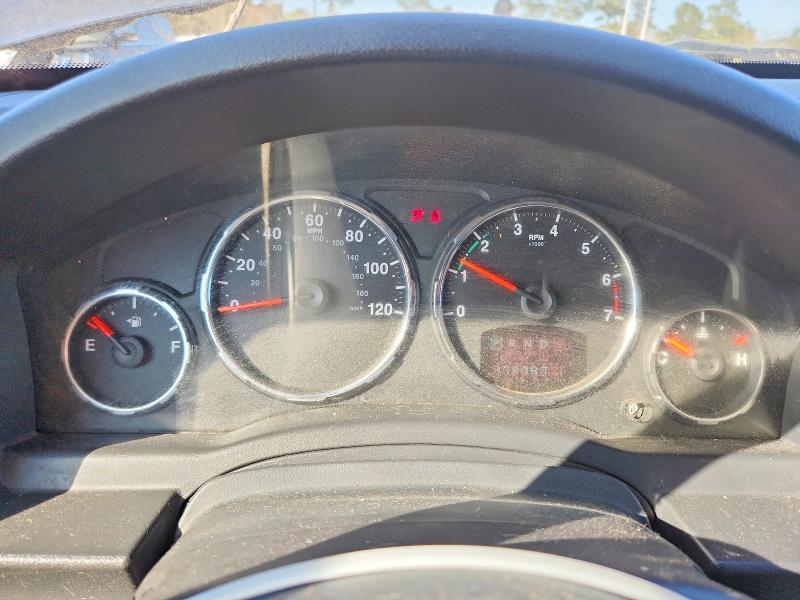 2012 JEEP LIBERTY SPORT — Фото 9 из 12