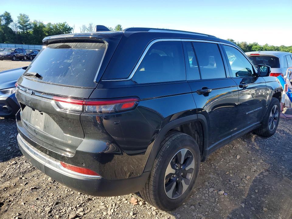 2023 JEEP GRAND CHEROKEE LIMITED 4XE — Фото 3 из 13