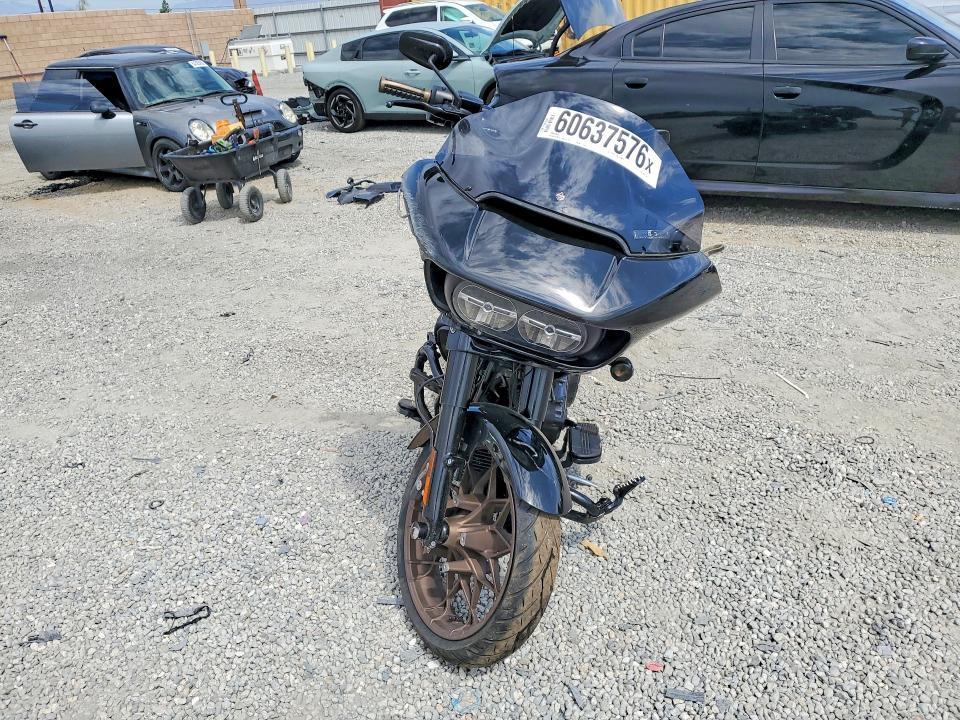 1HD1ACL24NB666174 2022 HARLEY-DAVIDSON FLTRXST photo no. 2
