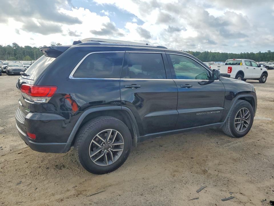 2020 JEEP GRAND CHEROKEE LAREDO — Фото 3 из 13