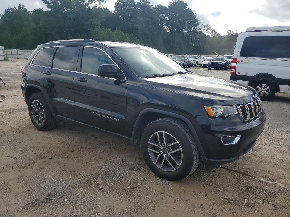 2020 JEEP GRAND CHEROKEE LAREDO — Фото 4 из 13