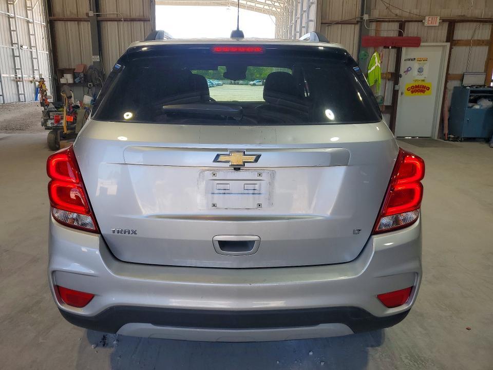 2019 CHEVROLET TRAX 1LT — Фото 6 из 13