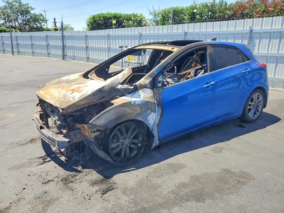 2017 HYUNDAI ELANTRA GT KMHD35LH1HU354827