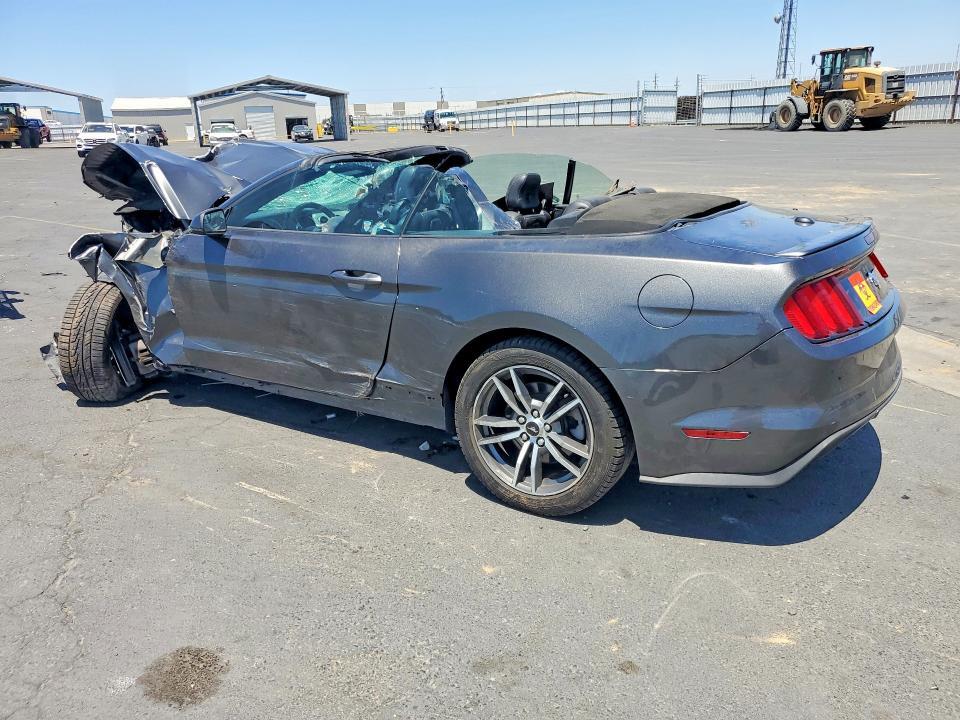 1FATP8UH2G5291627 2016 FORD MUSTANG photo no. 2