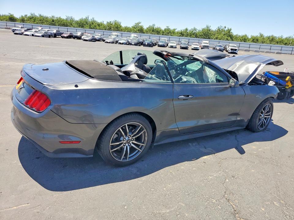 1FATP8UH2G5291627 2016 FORD MUSTANG photo no. 3