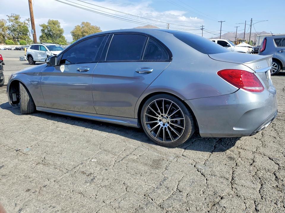 2016 MERCEDES-BENZ C 300 — Фото 2 из 12